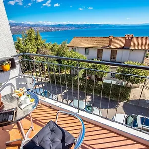 Des4u Apartman